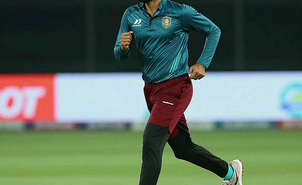 Pace Revolution or a New Version of Spin-Dependence? The Arithmetic of Bangladesh's Bowling Attack Pace Revolution or a New Version of Spin-Dependence? The Arithmetic of Bangladesh's Bowling Attack