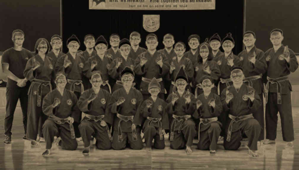 Singapore's First Team Épée Bronze: The Story Hiding Between 42-41 and 35-45 Singapore's First Team Épée Bronze: The Story Hiding Between 42-41 and 35-45